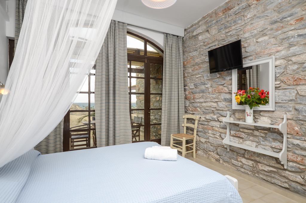 Victoria Studios & Apartments Mikri Vigla Ngoại thất bức ảnh